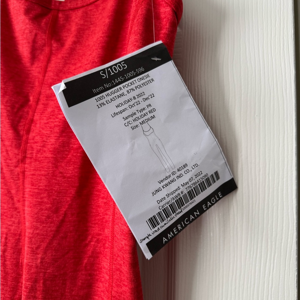 Offline by aerie One Piece the Hugger Pocket Onsie in Holiday Red size M - Picture 3 of 7